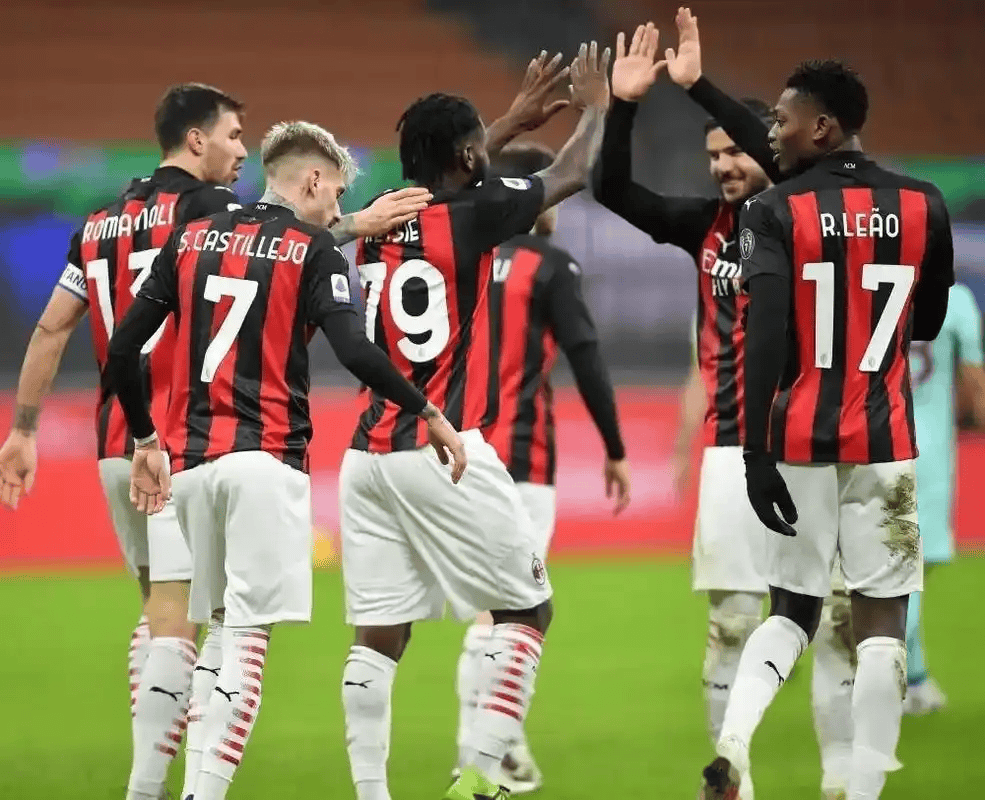 意甲焦点战前瞻：残阵紫百合死守主场，米兰客场不败金身能否延续？